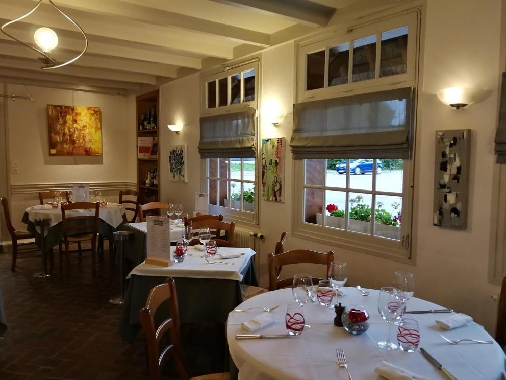 Auberge Du Vieux Tour Le Manoir Canapville  Esterno foto